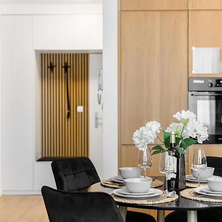 Harmony With Free Parking Apartment *
